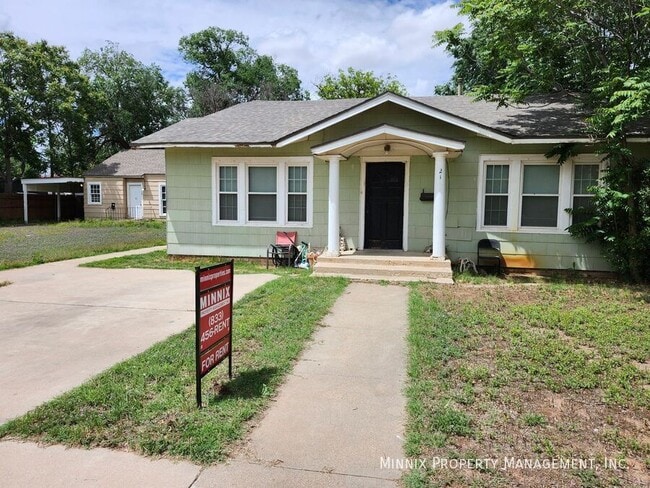 2106 15th St in Lubbock, TX - Building Photo - Building Photo