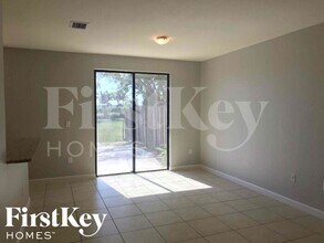 457 SE 37th Pl in Homestead, FL - Building Photo - Building Photo