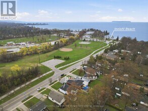 749 Innisfil Beach Rd in Innisfil, ON - Building Photo - Building Photo