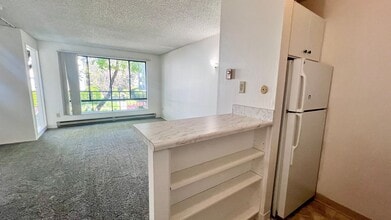 5 Admiral Dr in Emeryville, CA - Building Photo - Building Photo