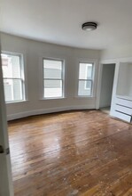 740 Iranistan Ave, Unit 2 in Bridgeport, CT - Building Photo - Building Photo