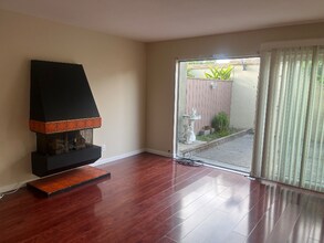 3026 Cerro Vista in Alameda, CA - Building Photo - Building Photo