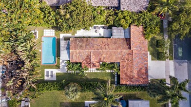 157 Worth Ct N in West Palm Beach, FL - Building Photo - Building Photo