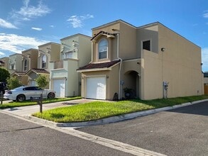 3924 W Daffodil Ave in McAllen, TX - Foto de edificio - Building Photo