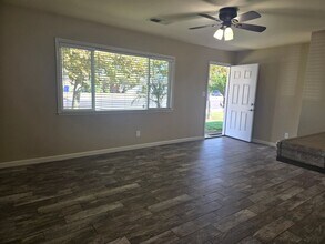 2024 Parker Pl in Hanford, CA - Building Photo - Building Photo