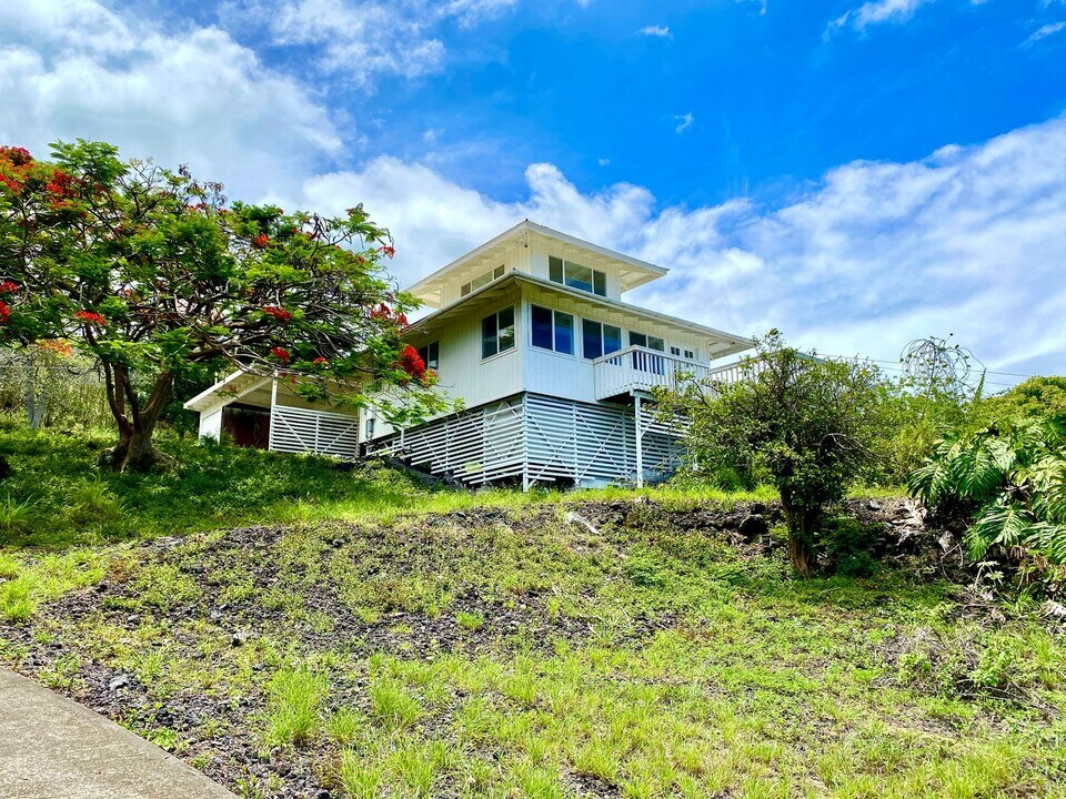 88-2256-2256 Milolii Rd in Captain Cook, HI - Building Photo