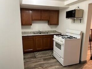 73357 Van Dyke Rd, Unit Apt B in Bruce Twp, MI - Building Photo - Building Photo