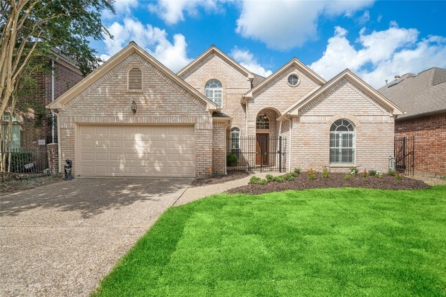 13811 Muirfield Village Dr