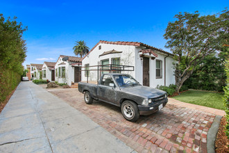 Mi Qunita Hacienda in Los Angeles, CA - Building Photo - Building Photo