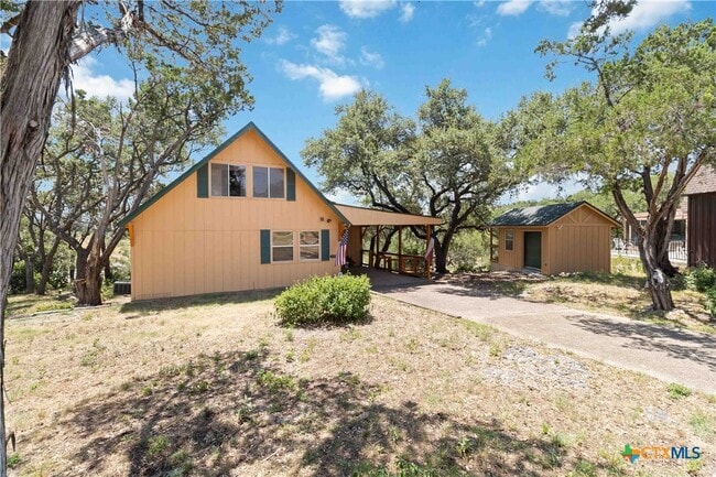 property at 2676 Woodcrest Dr