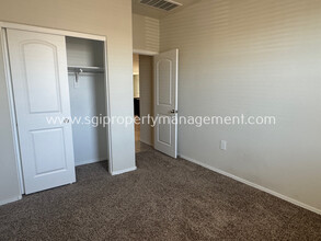 36091 Seville Dr in Maricopa, AZ - Building Photo - Building Photo