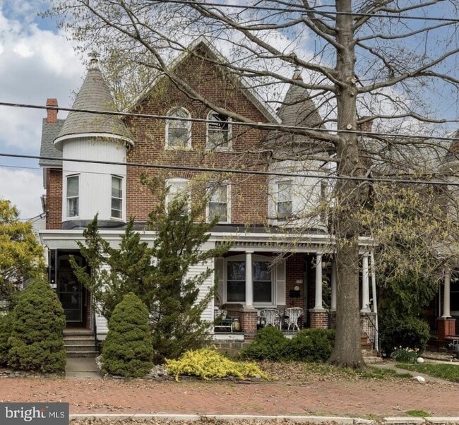 property at 123 N Reading Ave