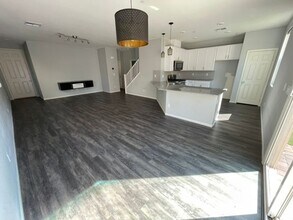 2955 Tranquil Brook Ave in Henderson, NV - Building Photo - Building Photo