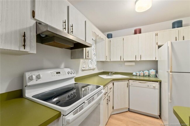 property at 1931 SW Palm City Rd