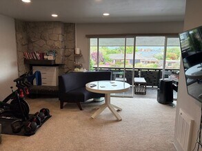 339 Broadway in Alameda, CA - Building Photo - Building Photo