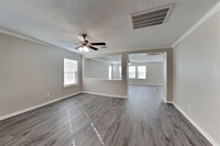 18015 Oldgate Pass Ln in Cypress, TX - Foto de edificio - Building Photo