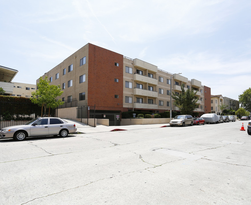 820-826 Grammercy in Los Angeles, CA - Building Photo