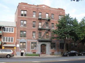 Ruth Court in Brooklyn, NY - Building Photo - Building Photo