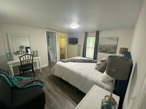 416 Ranch Rd in Chapel Hill, NC - Building Photo - Building Photo