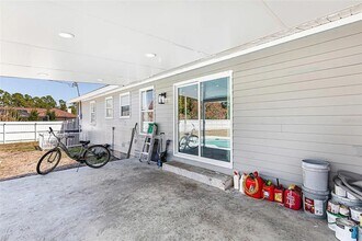 323 Greenwood Ave in Lehigh Acres, FL - Building Photo - Building Photo