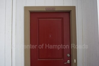 2424 Chancery Ln in Chesapeake, VA - Building Photo - Building Photo