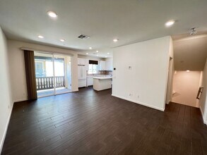 383 Mission Villas Rd in San Marcos, CA - Building Photo - Building Photo