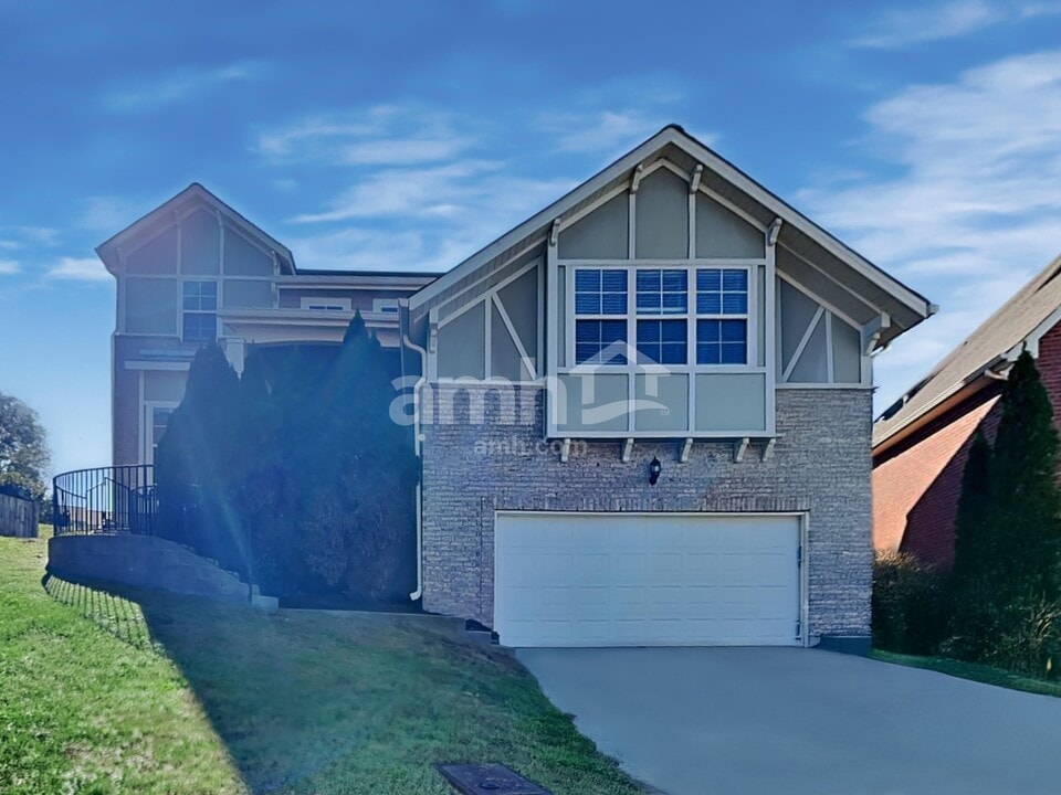 116 Lake Point Ct in Nashville, TN - Building Photo