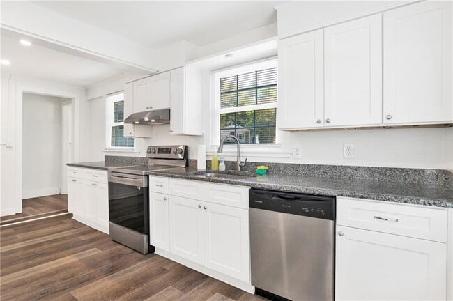 331 Azalea Cir W in Mobile, AL - Building Photo - Building Photo