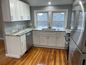 157 4th St in Providence, RI - Building Photo - Building Photo
