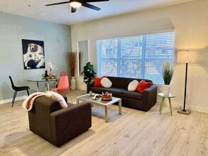 Stone Avenue Standard-Students Only! in Tucson, AZ - Building Photo - Building Photo