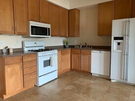 1991 Alder St, Unit 203 in Ferndale, WA - Building Photo