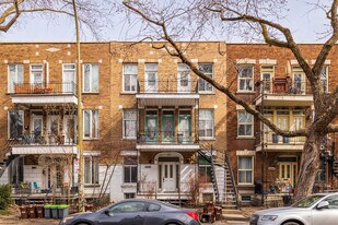 5217-5225 De Lorimier Av in Montréal, QC - Building Photo