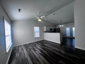 229 North Carolina Ave in Wilmington, NC - Building Photo - Building Photo