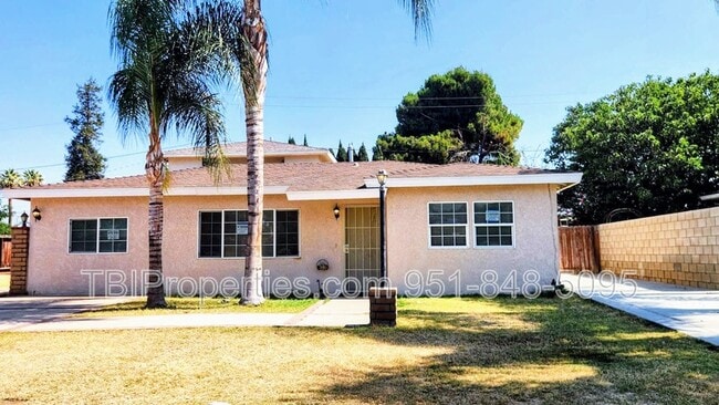 property at 6051 Vista De Oro