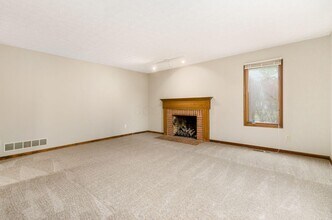 4841 Dierker Rd in Upper Arlington, OH - Building Photo - Building Photo