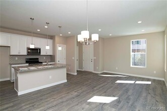 7616 S Winnipeg Ct in Aurora, CO - Building Photo - Building Photo