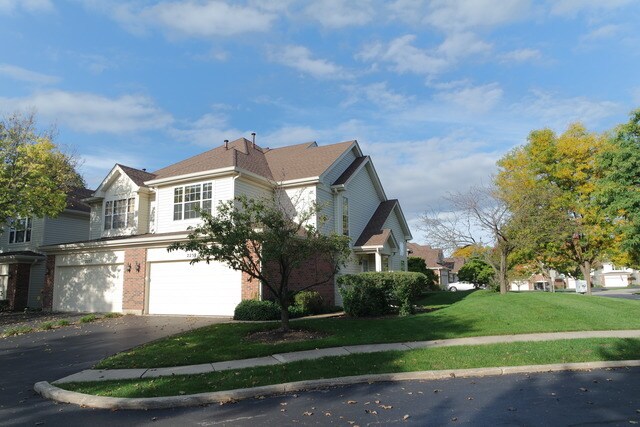 2259 Seaver Ln in Hoffman Estates, IL - Building Photo