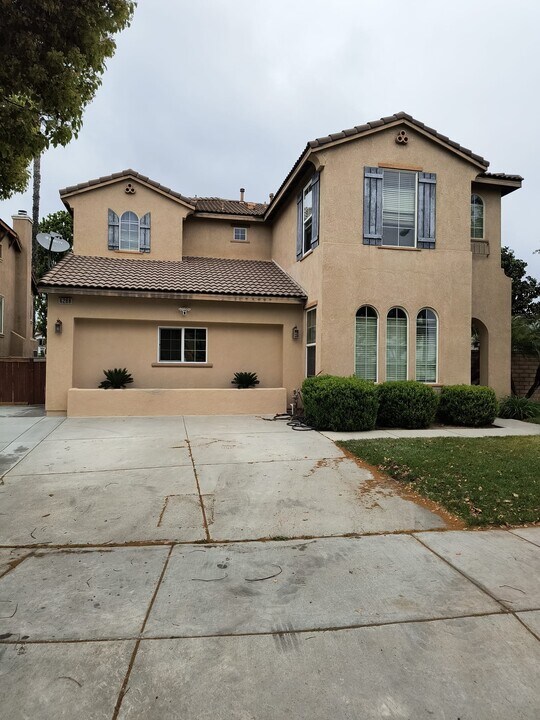 6288 Susana St in Chino, CA - Building Photo