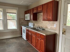 421 Piedmont Rd in Gainesville, GA - Building Photo - Building Photo