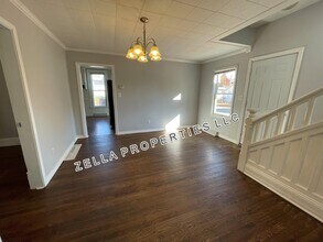 407 E Burgess St in Mount Vernon, OH - Building Photo - Building Photo