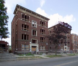 Worthington Commons in Springfield, MA - Foto de edificio - Building Photo