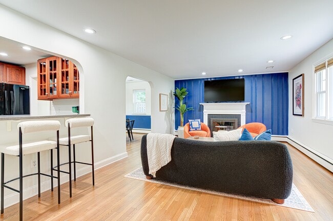 property at 7 Carol Ln