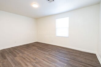 4471 E Boston Dr in Wichita, KS - Building Photo - Building Photo