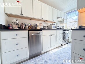 264 Kelton St, Unit 7 in Boston, MA - Building Photo - Building Photo