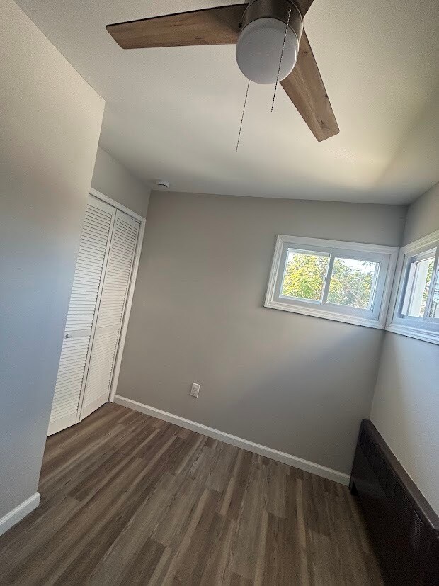 64 Devon Rd, Unit 1 in Bethpage, NY - Foto de edificio - Building Photo