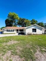 4420 Snapper St in Tampa, FL - Building Photo