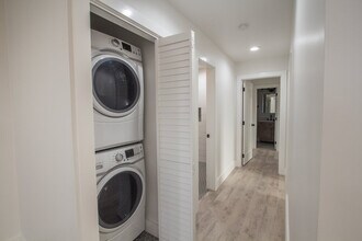 Knoxwood Apartments in Dallas, TX - Foto de edificio - Building Photo