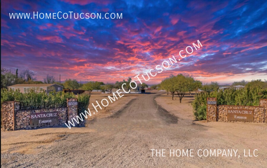 11550 S Nogales Hwy, Unit LOT 10 in Tucson, AZ - Building Photo