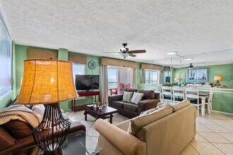 8743 Thomas Dr in Panama City Beach, FL - Building Photo - Building Photo