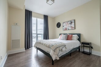 579 Blue Jays Way in Toronto, ON - Building Photo - Building Photo